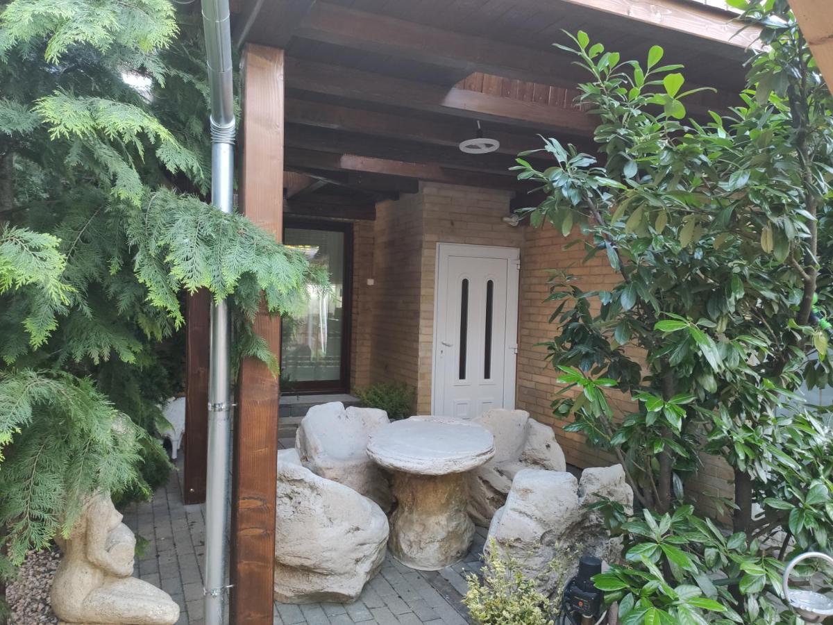 Bpr P3 Lodge Apartment With A/C Budapest Ngoại thất bức ảnh