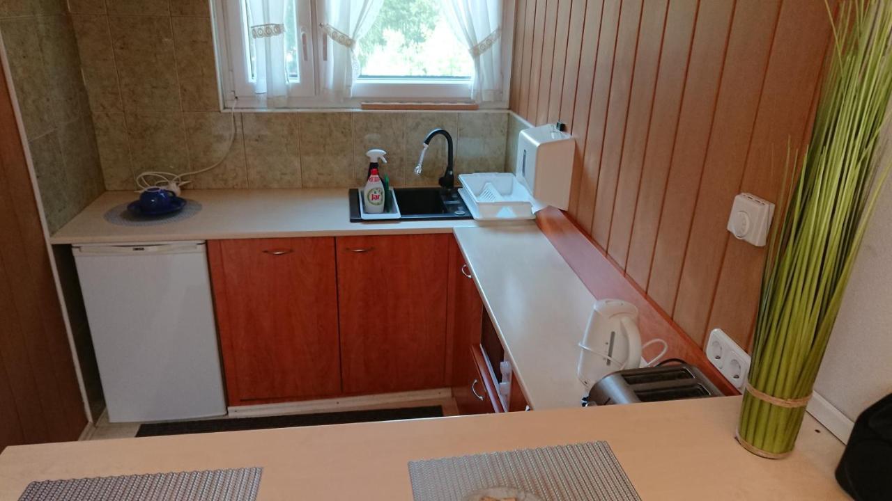 Bpr P3 Lodge Apartment With A/C Budapest Ngoại thất bức ảnh