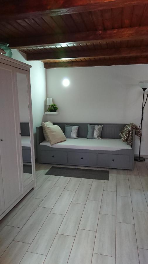 Bpr P3 Lodge Apartment With A/C Budapest Ngoại thất bức ảnh