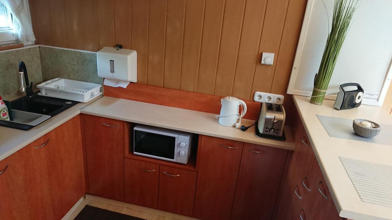Bpr P3 Lodge Apartment With A/C Budapest Ngoại thất bức ảnh